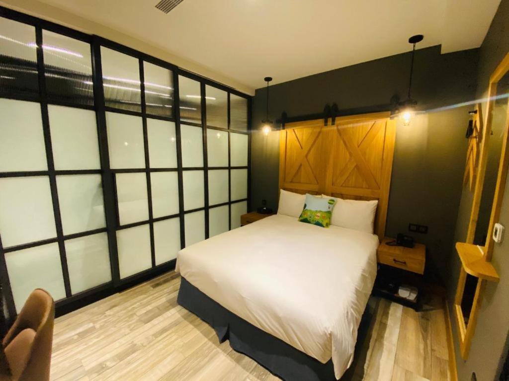 Norway Forest Travel Hotel 3 טאיצ'ונג מראה חיצוני תמונה